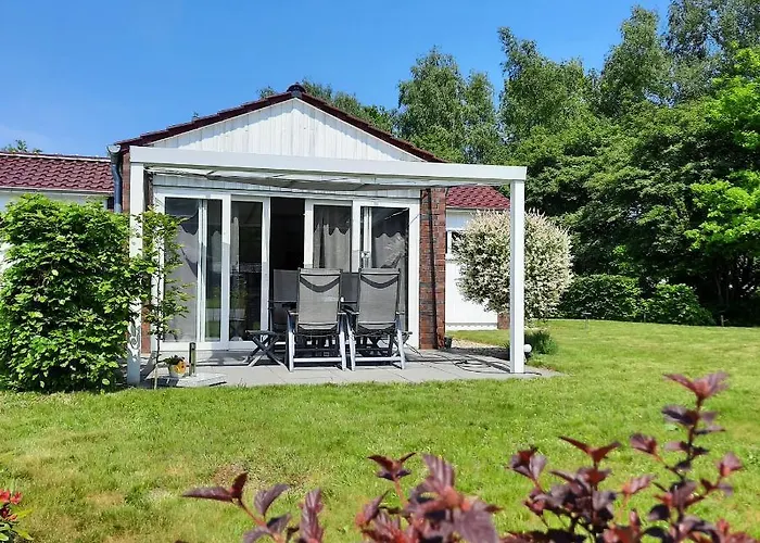 Seestern - Ferienhaus Am Quendorfer See
